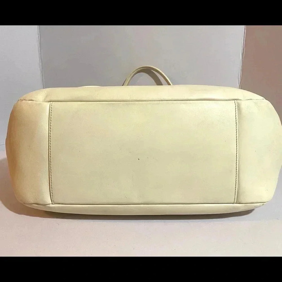 Furla beige leather satchel handbag - Picture 4 of 13